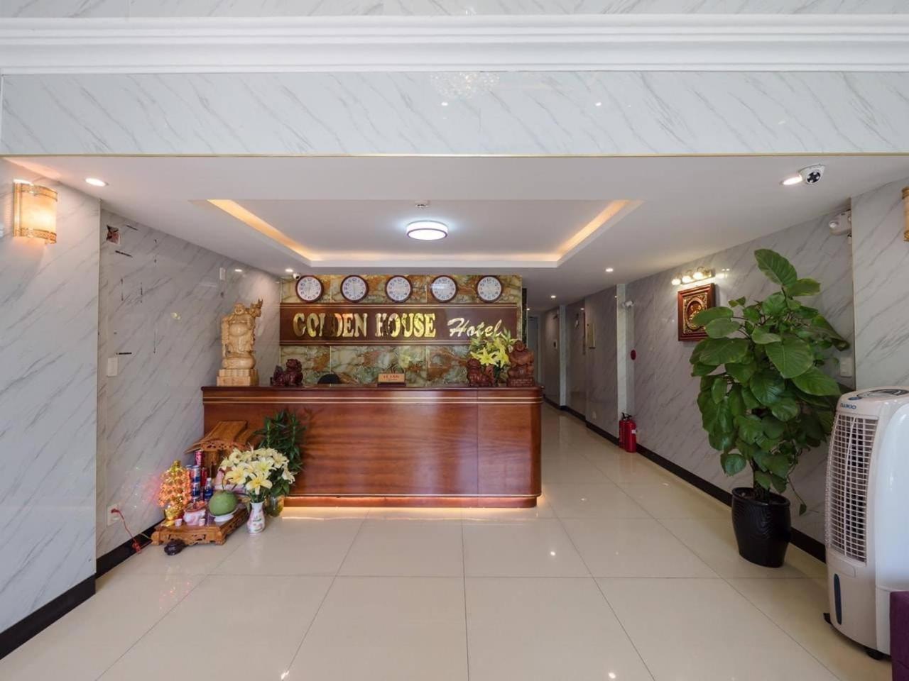 Golden House Hotel Da Nang Exterior photo
