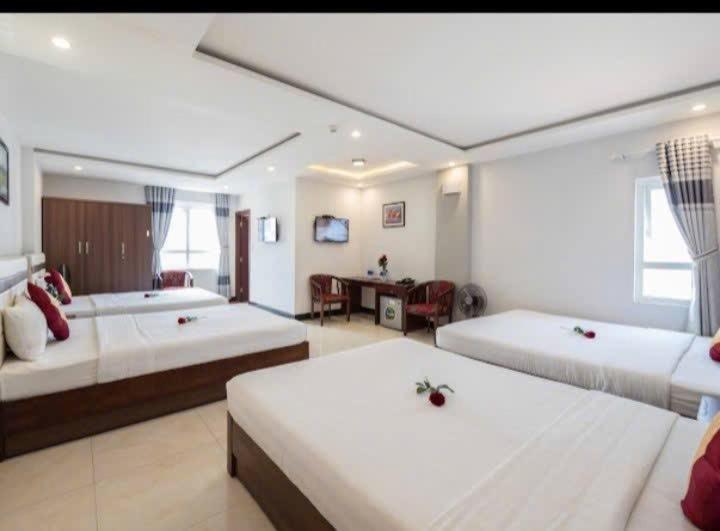 Golden House Hotel Da Nang Exterior photo